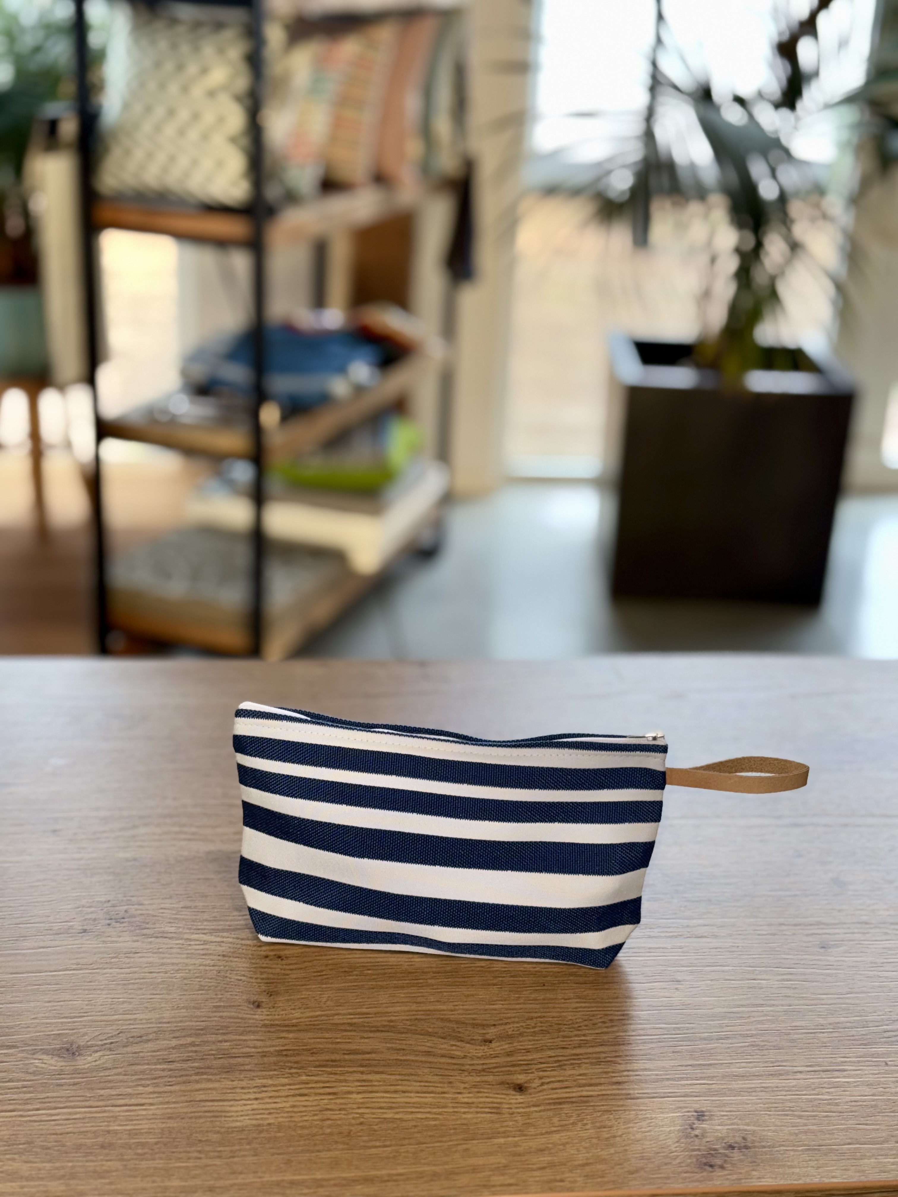 Kulturbeutel Nasim 18 I Farbe: 03727184J